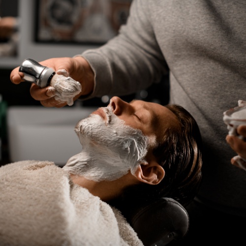 <strong>HQ Male Grooming Barbers</strong>