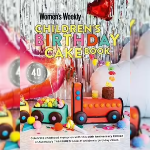 <strong>Children's Birthday Cake Book</strong> by The Australian Women's Weekly