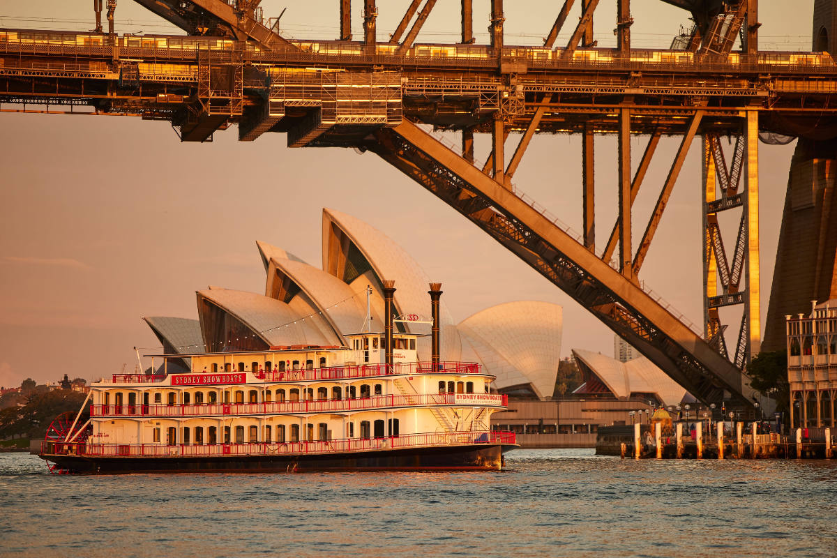 Sydney Showboats, Sydney. Image via Destination NSW