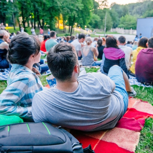 <strong>Moonlight Cinema</strong>